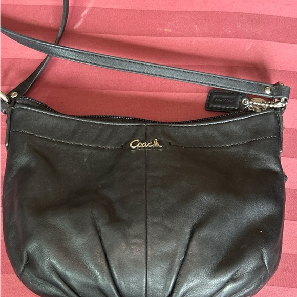 Coach crossbody EUC Bag - Picture 13 of 14